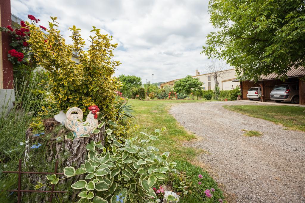 Apartment Tomasevic Slunj Εξωτερικό φωτογραφία