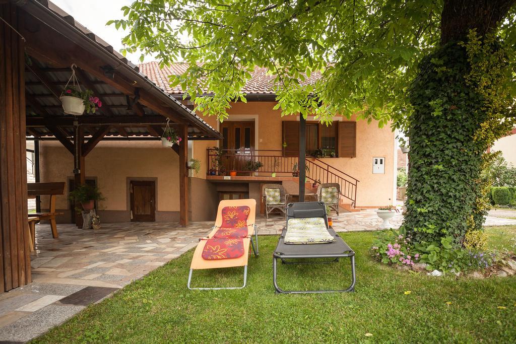 Apartment Tomasevic Slunj Εξωτερικό φωτογραφία