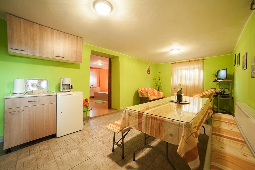 Apartment Tomasevic Slunj Εξωτερικό φωτογραφία